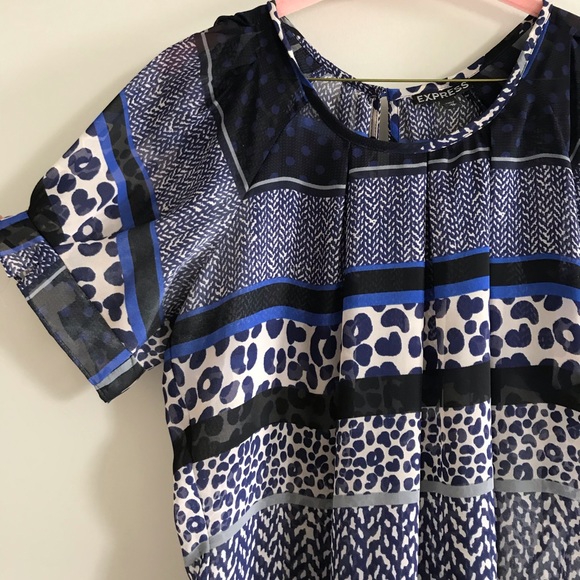 Patterned blue express top - Picture 2 of 3